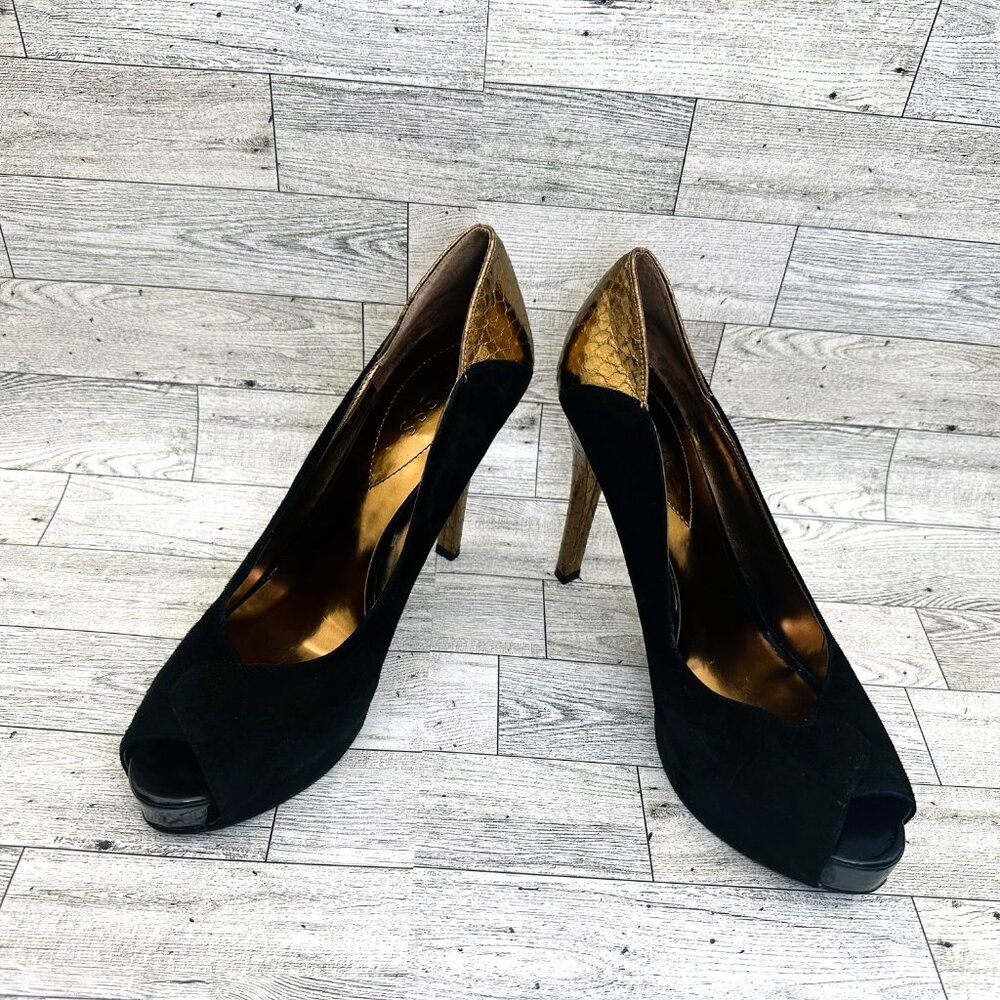 Women's Guess Black Suede w/Gold Size 10M High Heel Shoes